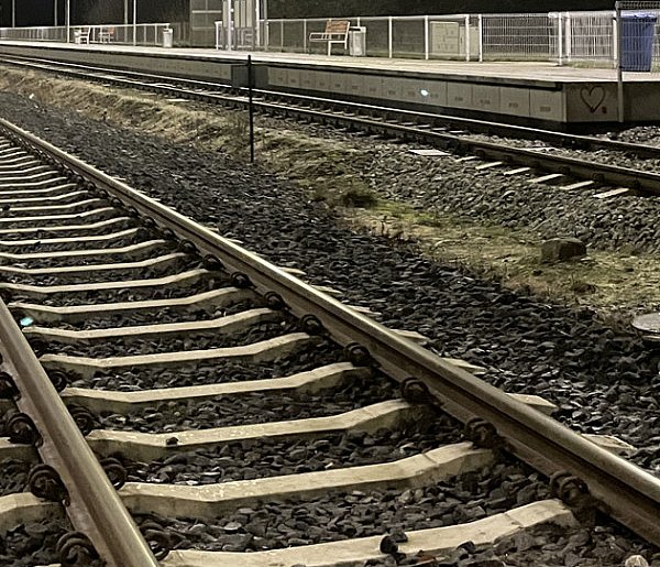 Pociąg śmiertelnie potrącił kobietę. Trasa Czarne - Szczecinek zablokowana-50429