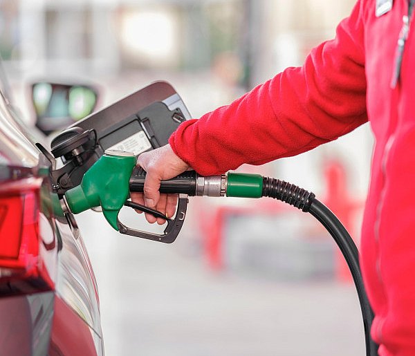 UOKiK skontrolował paliwa. Sprawdź, które stacje wypadły najgorzej-50457