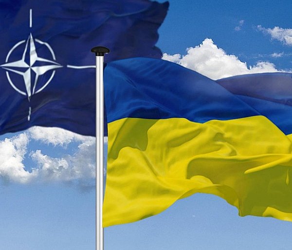 Premier Wielkiej Brytanii zwołuje pilne spotkanie liderów-51256