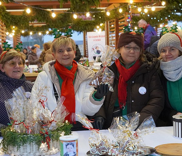 Trzy jarmarki, jedna data i mnóstwo świątecznych emocji ZDJĘCIA-51417