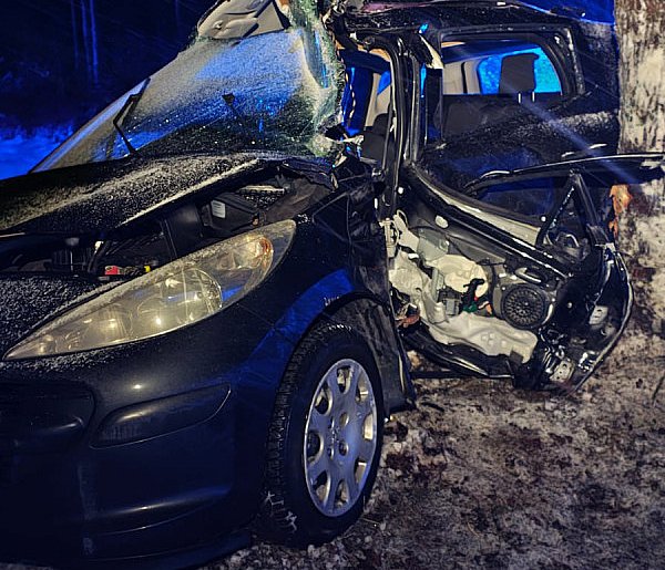 Tragiczny wypadek pod Białym Borem. Nie żyją dwie osoby-51823