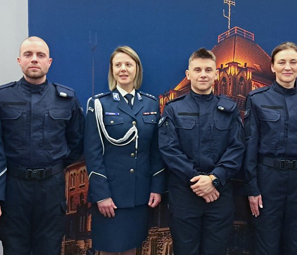 Mundur wraca do łask. Nowi funkcjonariusze trafią do Szczecinka-52057