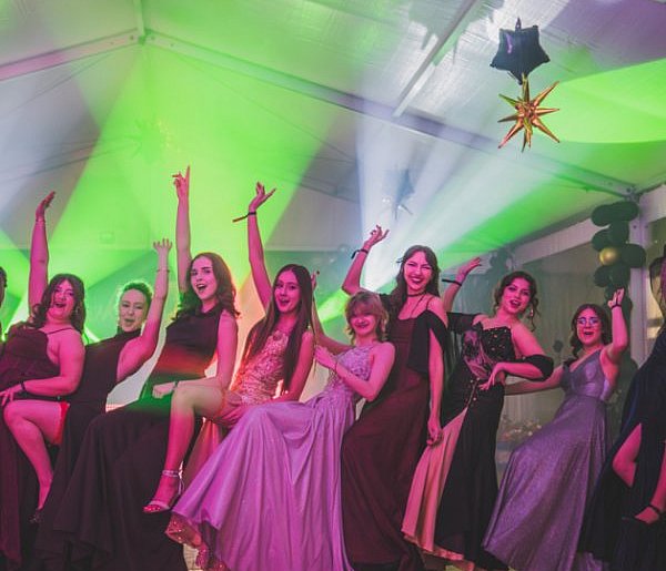 Tak bawili się maturzyści z I LO. Zobacz zdjęcia i wideo-52123