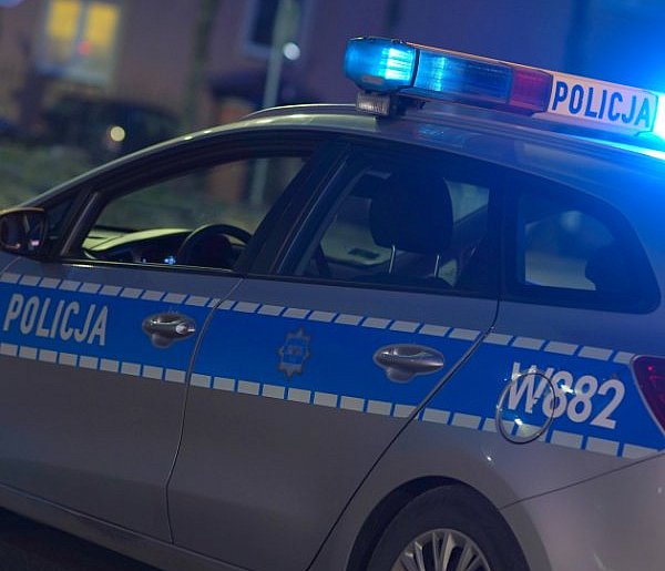 Akcja kryminalnych. Poszukiwani i narkotyki w rękach policji.