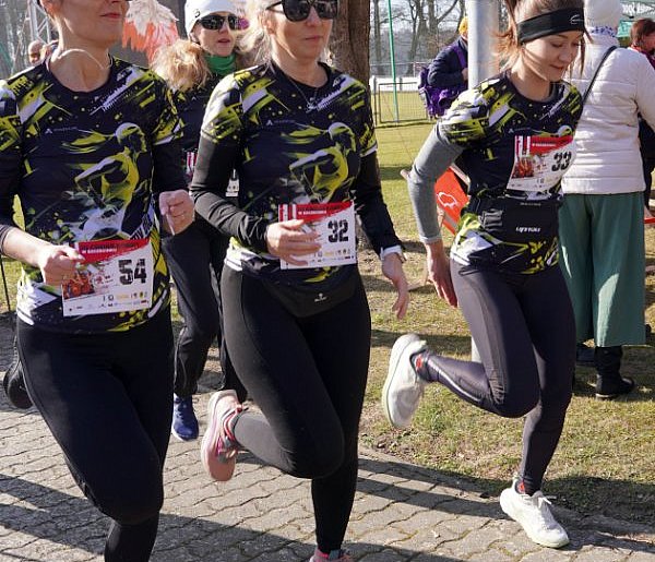 Zamiast kwiatów – bieg. Dzień Kobiet na sportowo