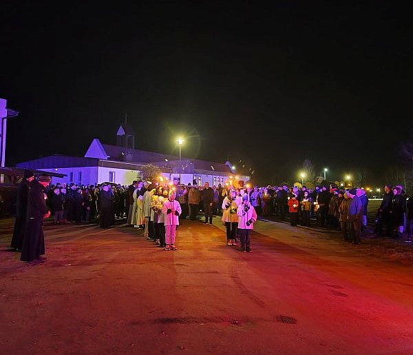 Ulicami Szczecinka przeszła Droga Krzyżowa. Wierni dali świadectwo wiary