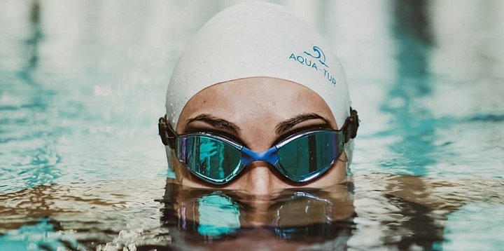 Treningi w wodzie zdobywają popularność.-51288