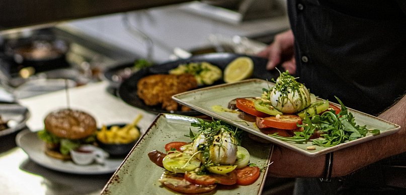 Projekt technologiczny dla gastronomii – kiedy jest wymagany