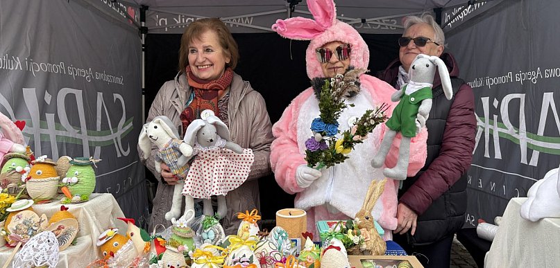 Kiermasz wielkanocny w Szczecinku. Pomoc dla hospicjum