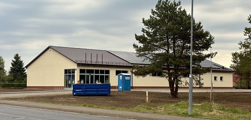 PULS REGIONU Parking gotowy, budynek stoi. Nowy market czeka na otwarcie