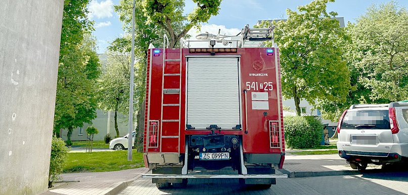 Wyszła tylko rozwiesić pranie. Po chwili trzeba było wzywać strażaków