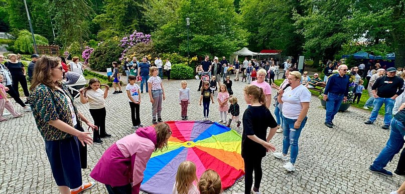 Dzień Dziecka w Połczynie-Zdroju. Park Zdrojowy wypełnił się rodzinami