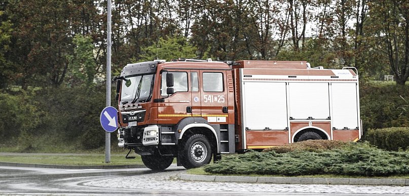 Wieczorna akcja straży w Kronospanie. Na miejscu pięć zastępów