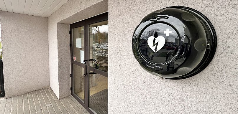 Defibrylatory AED w Szczecinku. Gdzie ich szukać?
