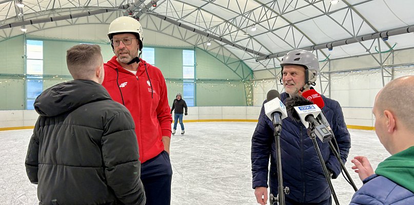 Minister sportu na szczecineckim lodowisku. - 50357