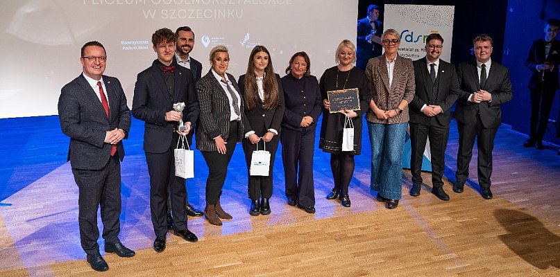 I LO w Szczecinku z nagrodą Najaktywniejszego Samorządu - 50711