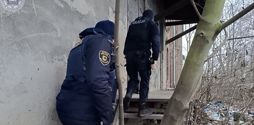 Zima groźna dla życia. Policja apeluje do mieszkańców - 51603