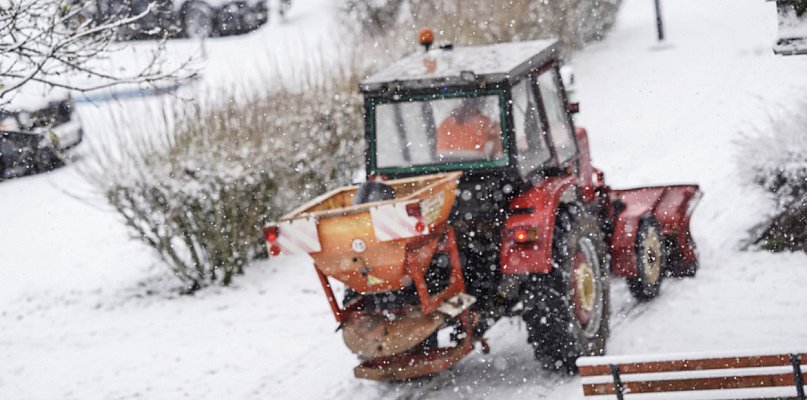 Sól drogowa znika ekspresowo. PGK dokupuje 500 ton soli