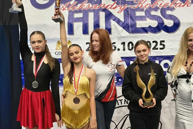 Wielki sukces UKS Akrofitness! Siedem medali w prestiżowych zawodach