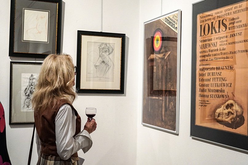 Zobacz dzieła Starowieyskiego w obiektywie