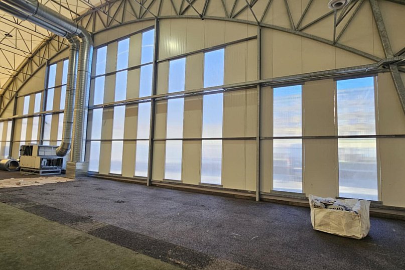 Zadaszone boisko przy ZST w obiektywie