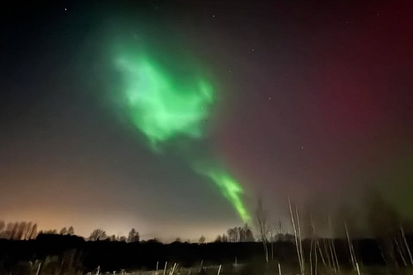 Zorza polarna nad regionem.