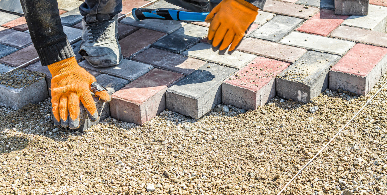 Najczęstsze pytania o kostkę brukową – praktyczne odpowiedzi dla właścicieli domów