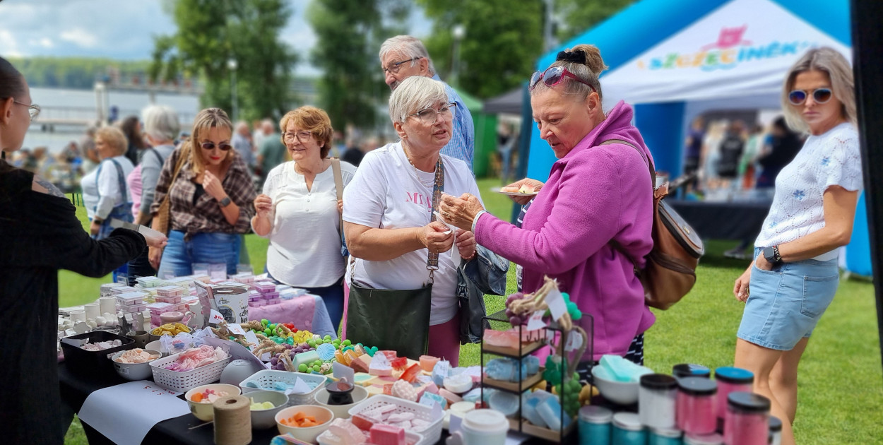 Szczecinek na słodko i słono – pierwszy Targ Śniadaniowy przed CK Zamek