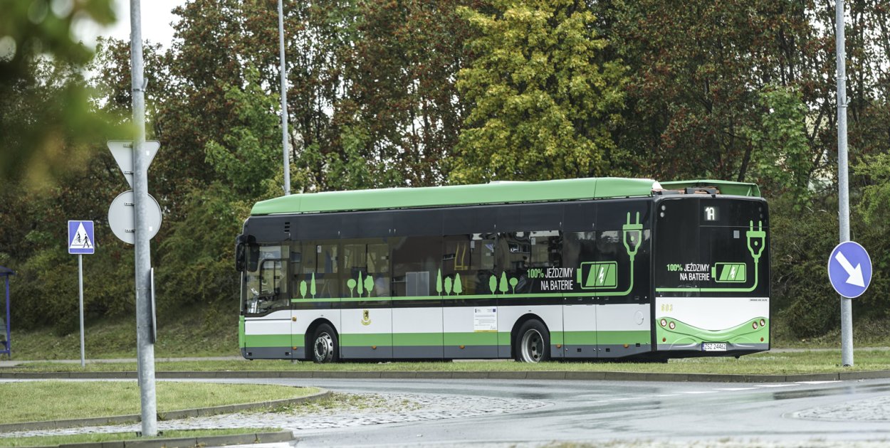 Miasto pokazuje liczby. Ile naprawdę kosztuje darmowa komunikacja w Szczecinku?