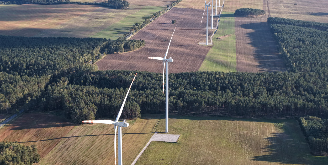 fot. Marcin Szydlik / Silny wiatr w Szczecinku – IMGW ostrzega mieszkańców regionu