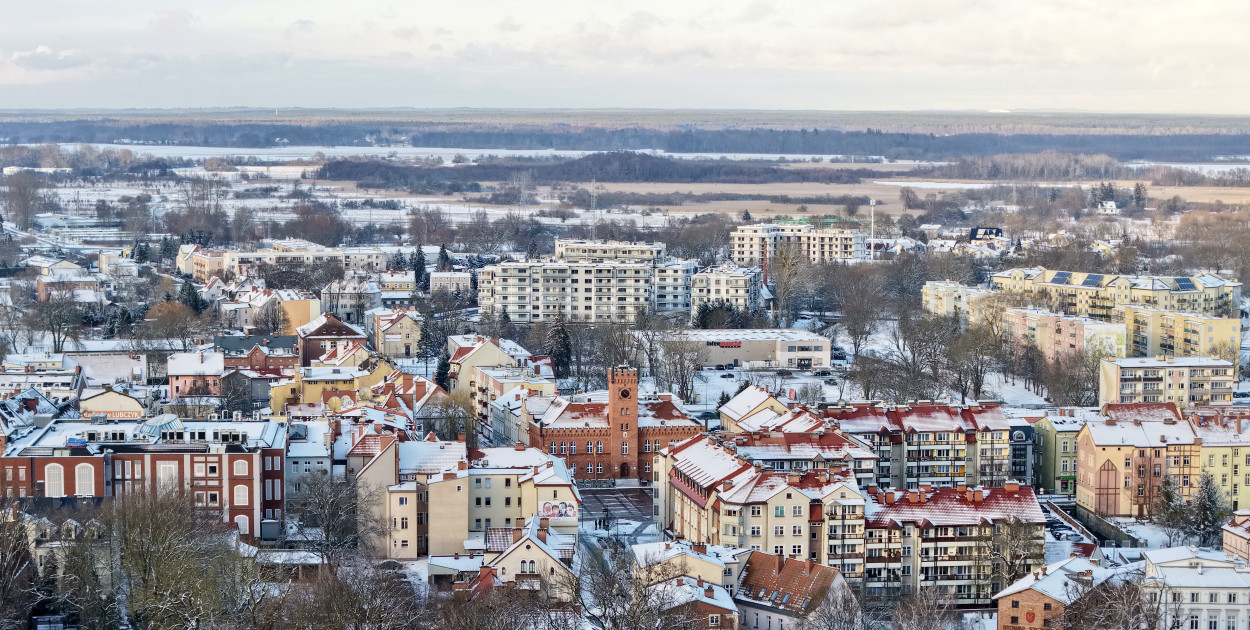 fot. iszczecinek.pl / archiwum / Zasypany Szczecinek – zimowe utrudnienia i różni zarządcy dróg