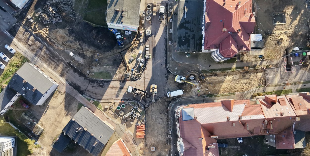 fot. Marcin Szydlik / Trwa przebudowa skrzyżowania w centrum Szczecinka. Powstanie tu nowe rondo.