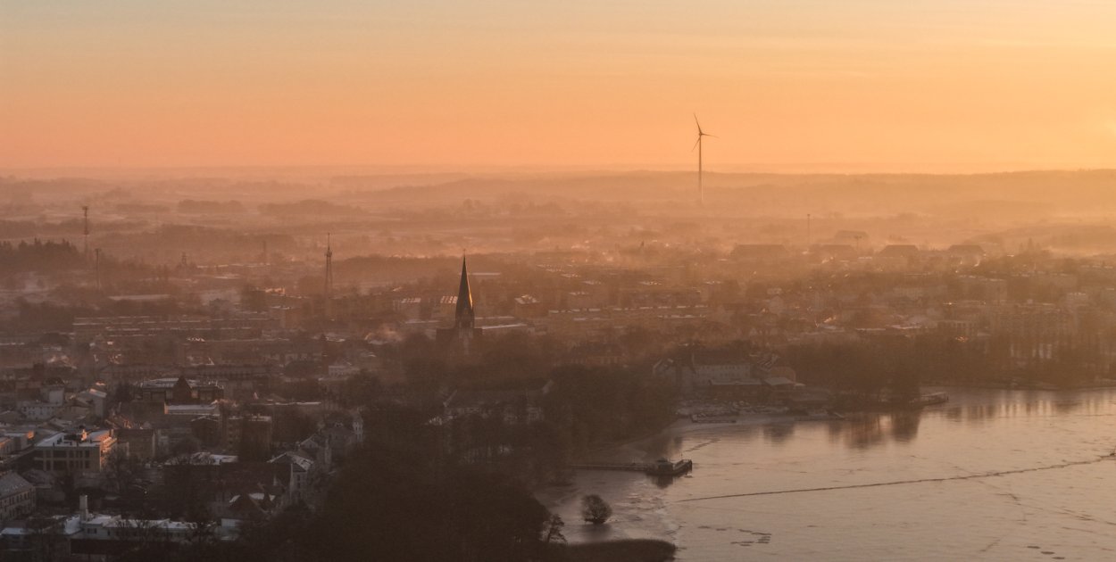Fatalna jakość powietrza. Lepiej ograniczyć aktywność na zewnątrz