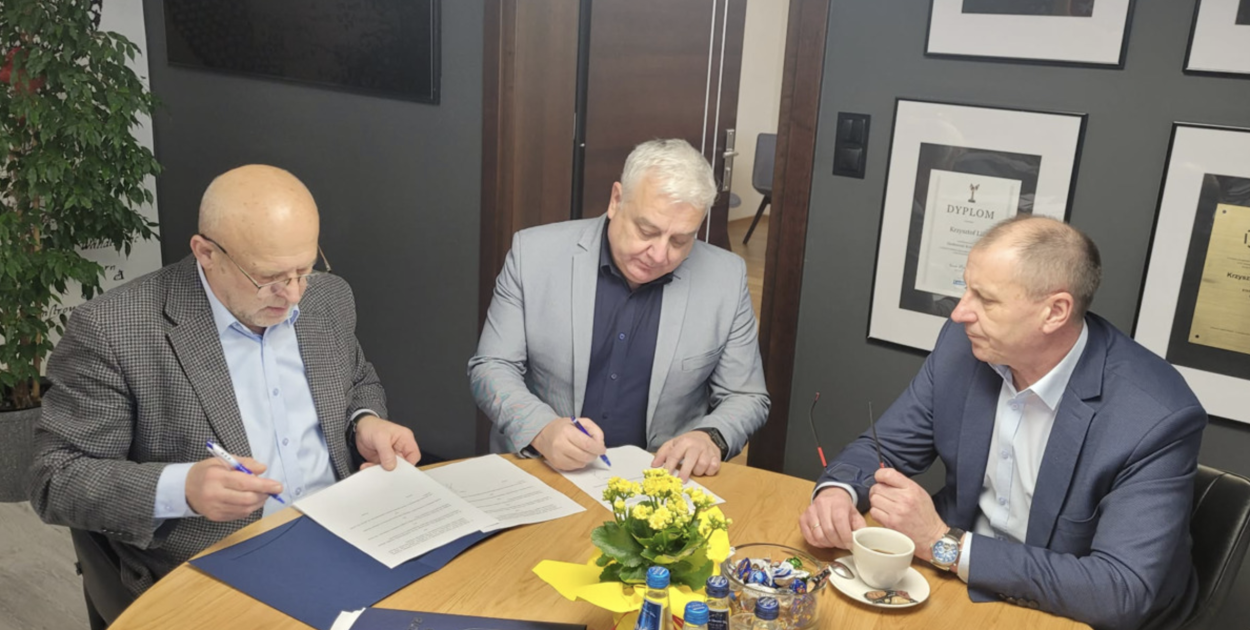 Powiat i gminy chcą milionów z programu na remont dróg w regionie.