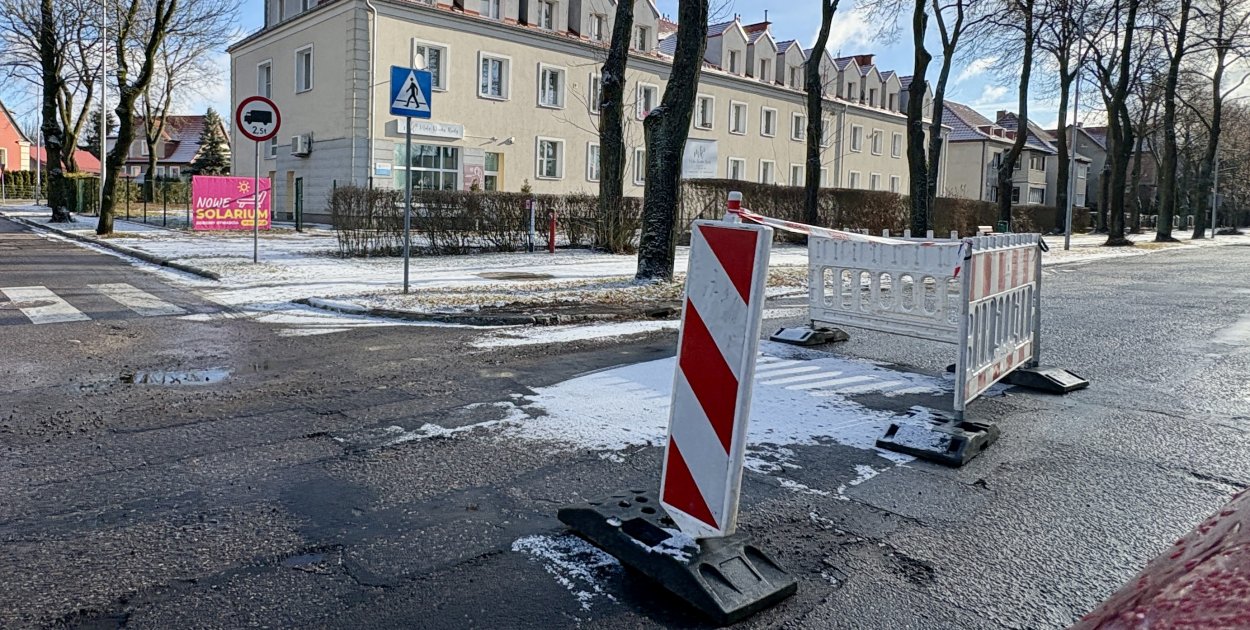 Drogowcy walczą z dziurami w asfalcie. Jest tego sporo