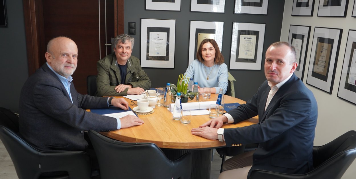 Rozmowy o bezpieczeństwie i drogach. Samorząd i politycy przy jednym stole