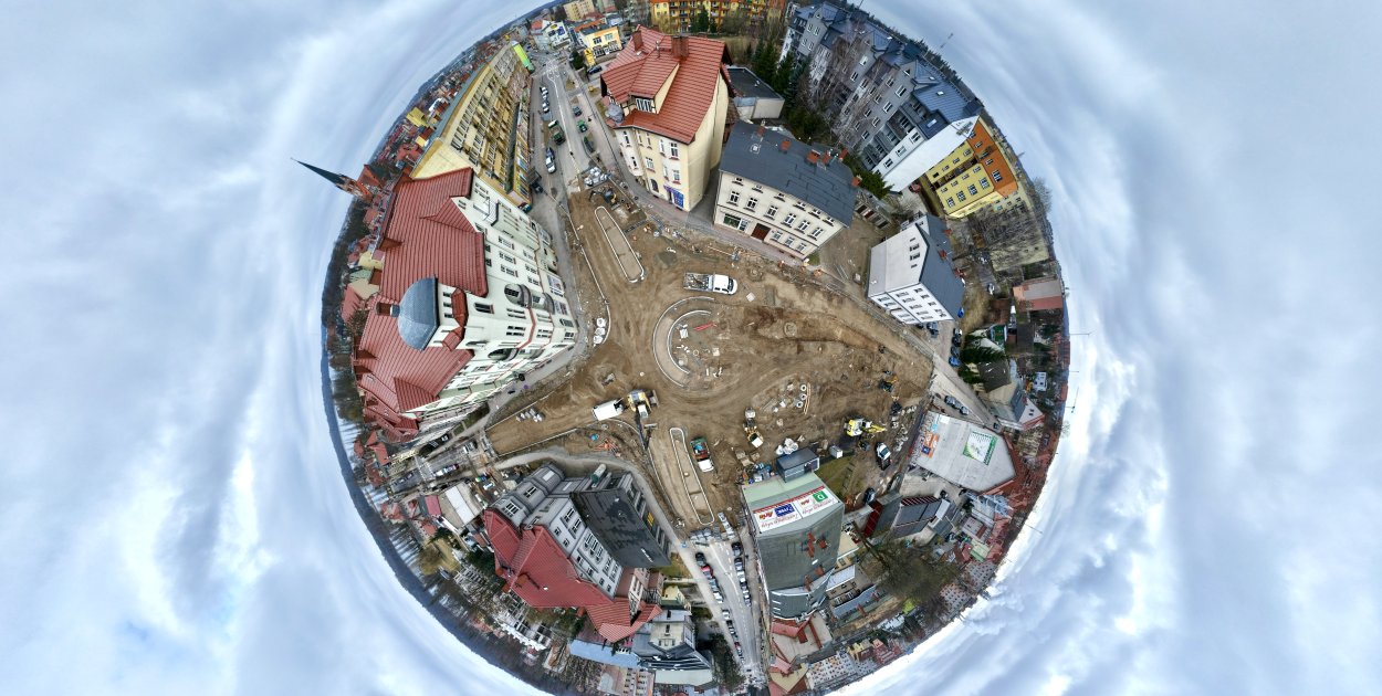 Budowa ronda w centrum Szczecinka. Widać już zarys nowego układu dróg