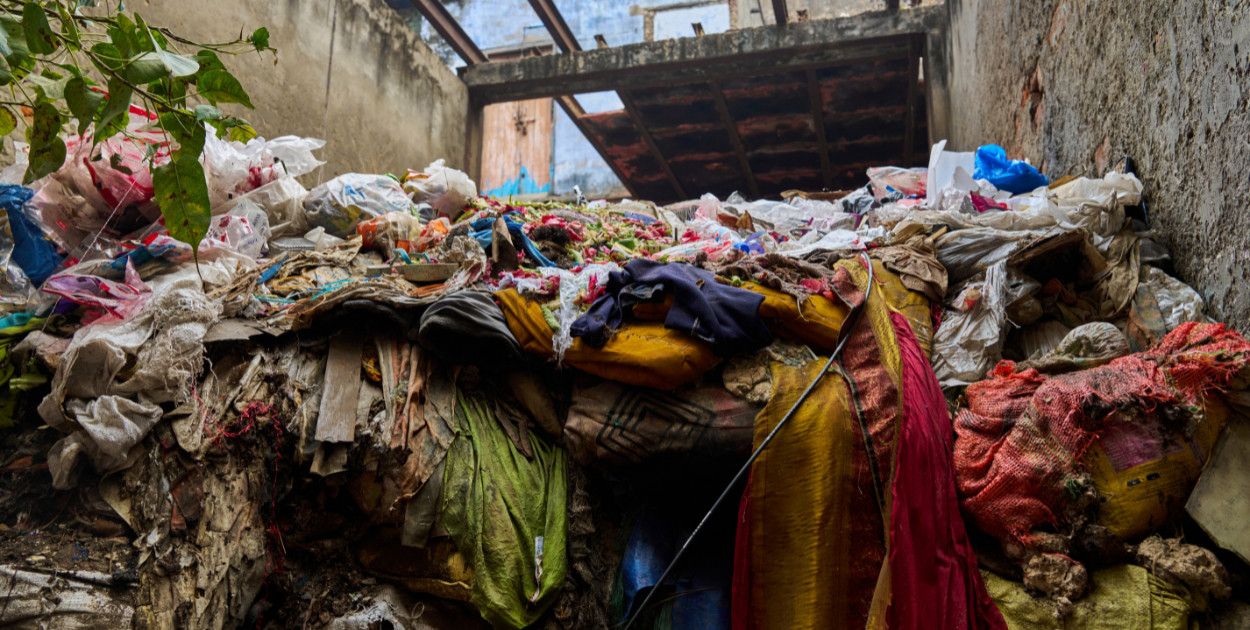Nowe przepisy miały pomóc. Mieszkaniec: to nie działa