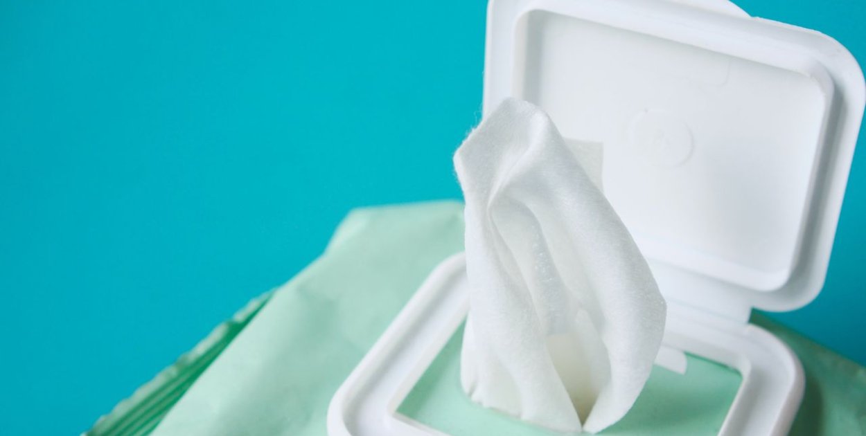 Miękki papier toaletowy nawilżany – komfort i świeżość w łazience