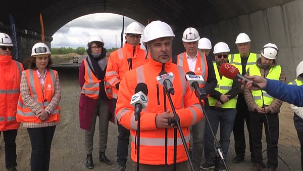 Minister Klimczak na budowie S11
